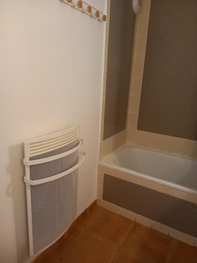 Appartement Cosy Pour Un Sejour Bien-Etre Climatise Saumane-de-Vaucluse Экстерьер фото